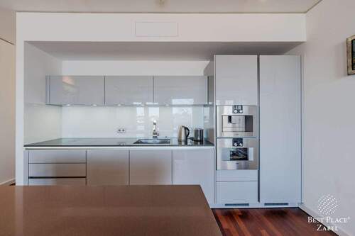 Küche - 4 Zimmer Etagenwohnung in Berlin