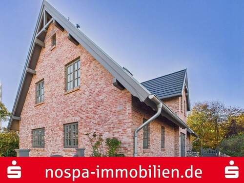 Hausansicht - Neuwertig - exklusive Doppelhaushälfte im Süden von Westerland