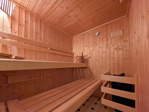Indoor-Sauna - 