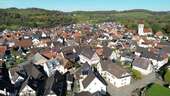 Blick auf den nahegelegenen Kernort von Malterding - 