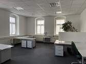 1. OG, Büro 3 - Viel Platz für Ihren Erfolg! Arbeiten auf zwei Büroetagen in gepflegtem Kulturdenkmal!