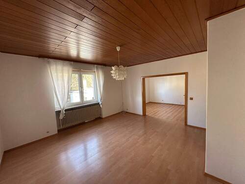 Linke Einheit - Wohnzimmer - 