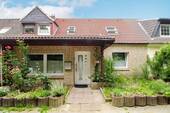 Vorderansicht - Charmantes Reihenmittelhaus in Bremerhaven-Geestemünde - Perfekt für Familien