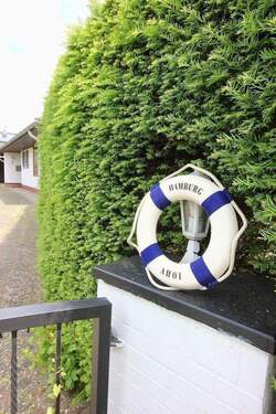 hier wartet ein XXL Anwesen - 8 Zimmer Einfamilienhaus in Rellingen