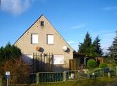 Giebel Straße.JPG - 5 Zimmer Bauernhaus, Landhaus zum Kaufen in Spremberg
