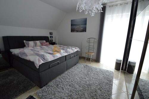 Zimmer 2 - 