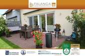 Titel Terrasse - FALANGA IMMOBILIEN - Hochwertige DHH, ruhig gelegen, direkt am Feldrand - mit Einliegerwohnung!