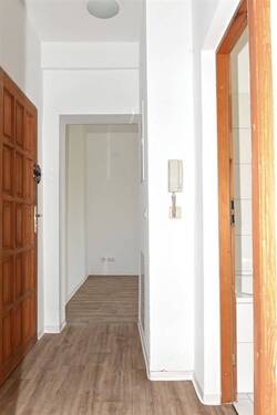 Flur - Etagenwohnung mit 42,00 m&sup2; in Stralsund zur Miete