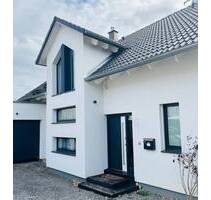 Exklusives Wohnen in Nebringen - 925.000,00 EUR Kaufpreis, ca.  175,00 m² Wohnfläche in Gäufelden (PLZ: 71126) Nebringen