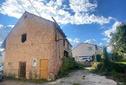 Scheune mit Potential - Grundstück zum Kaufen in Kassel