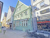 Gebäudeansicht - 6 Zimmer Mehrfamilienhaus, Wohnhaus in Reutlingen