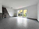 Wohnzimmer - Mehrfamilienhaus, Wohnhaus mit 84,00 m² in Wunstorf zum Kaufen