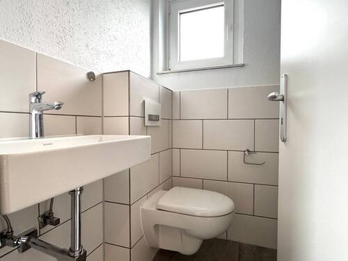 Gäste-Bad mit ... - 