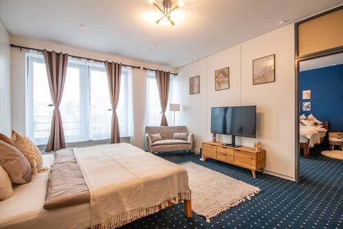 Zimmer 2 Ans. 1 - Büro mit 172,00 m&sup2; in Berlin zur Miete