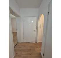 Frisch renovierte 2-Zimmer-Wohnung mit großem Balkon in Nürnberg - Sofort bezugsfrei! Frisch renovierte 2-Zimmer-Wohnung mit großem Balkon in Nürnberg - Sofort bezugsfrei!