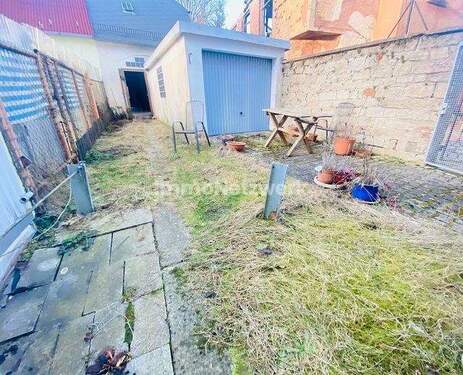 Garage Scheune - 5 Zimmer Mehrfamilienhaus, Wohnhaus in Kirchenlamitz