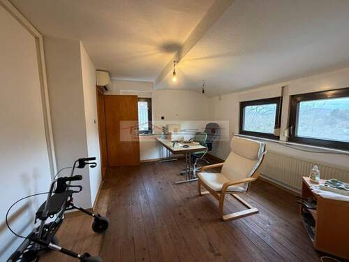 Büro Obergeschoss - 