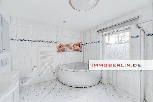 014_Exposé_HD.jpg - 