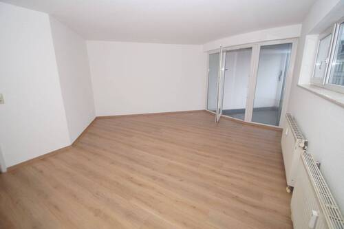 Wohnzimmer Referenz - 2 Zimmer Etagenwohnung zum Kaufen in Leipzig