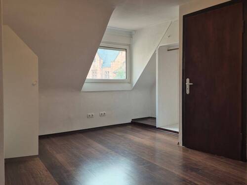 20251017_151736.jpg - 8 Zimmer Mehrfamilienhaus, Wohnhaus zum Kaufen in Groß-Umstadt