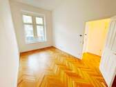 Schlafzimmer - Etagenwohnung mit 87,50 m&sup2; in Dresden zum Kaufen