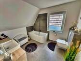 Badezimmer Dachgeschoss - 