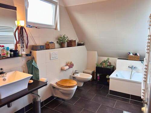 Bad Haupthaus - 8 Zimmer Einfamilienhaus in Bad Bramstedt