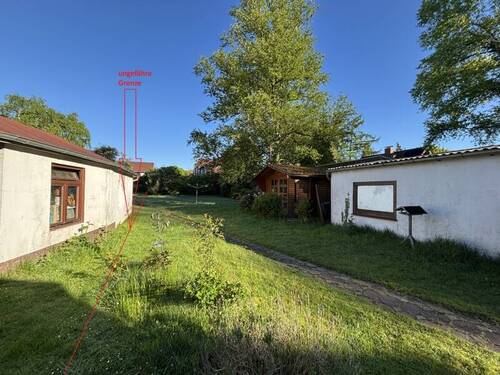 Garten mit Grenze - 
