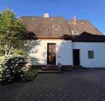 Charmantes Ein-Zweifamilienhaus mit großem Garten in Bremen-Schönebeck - viel Potenzial!