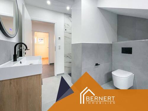 Bad - 4 Zimmer Etagenwohnung zum Kaufen in Coburg