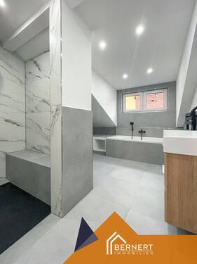 Bad - Etagenwohnung mit 109,70 m² in Coburg zum Kaufen