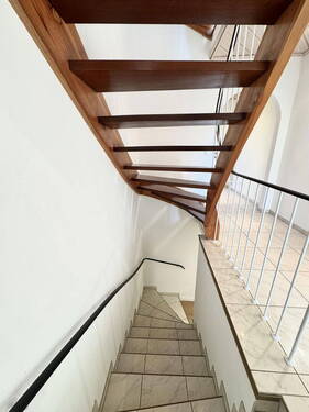 Treppe KG - 
