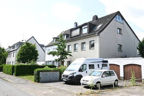Vorderansicht (1) - 1 Zimmer Mehrfamilienhaus, Wohnhaus in Düsseldorf