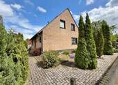 Hier entlang! - 4 Zimmer Einfamilienhaus zum Kaufen in Bremen
