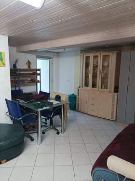 18Büroausgang.jpg - 