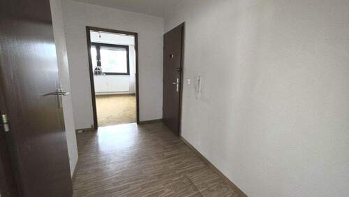 Diele Richtung Eingang - 