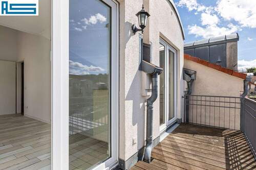 Balkonzugang vom Kinderzimmer 1 - 