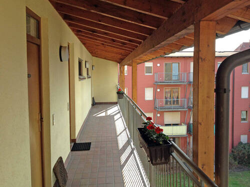 offener Hausflur - 2 Zimmer Etagenwohnung in Freital