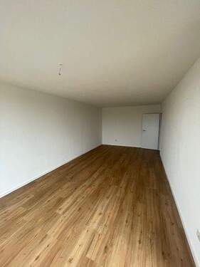 Wohnzimmer - 2 Zimmer Etagenwohnung zur Miete in Grefrath