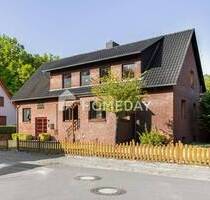 Naturnahes Wohnen: Attraktives Ein- bis Zweifamilienhaus mit großem Grundstück, Garage und Werkstatt - Adenbüttel