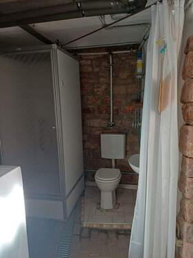 Keller/Duschbad in Waschküche - 