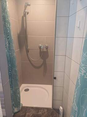 ...mit Dusche - 