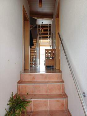 Bild 2 - 6 Zimmer Einfamilienhaus zum Kaufen in Kaiserslautern Erfenbach