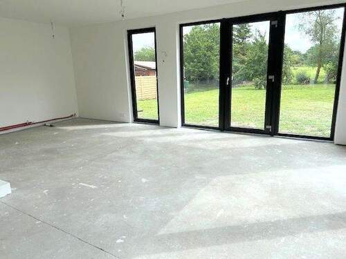 Wohnbereich mit Küche - Einfamilienhaus mit 160,00 m² in Kuchelmiß zum Kaufen
