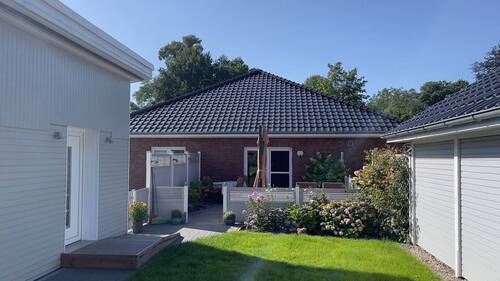 2 Haus Aussenansicht_14.jpg - 