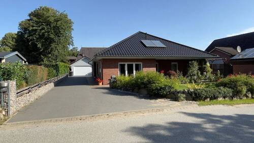 2 Haus Aussenansicht_1.jpg - Mehrfamilienhaus, Wohnhaus mit 124,00 m² in Niendorf/Stecknitz zum Kaufen