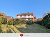 Haus kaufen in Weyhe Erichshof - Hechler & Twachtmann Immobilien GmbH - Charmante DHH mit Gartenidylle in Weyhe-Erichshof!
