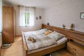 Schlafzimmer EG - 