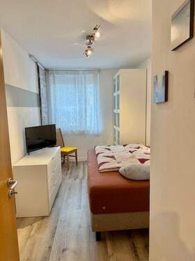 Kinder-/Gäste/Arbeitszimmer 1 - 