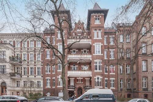 Außenansicht - Großzügige 3-Zimmer-Wohnung mit Balkon und hohem Wohnkomfort